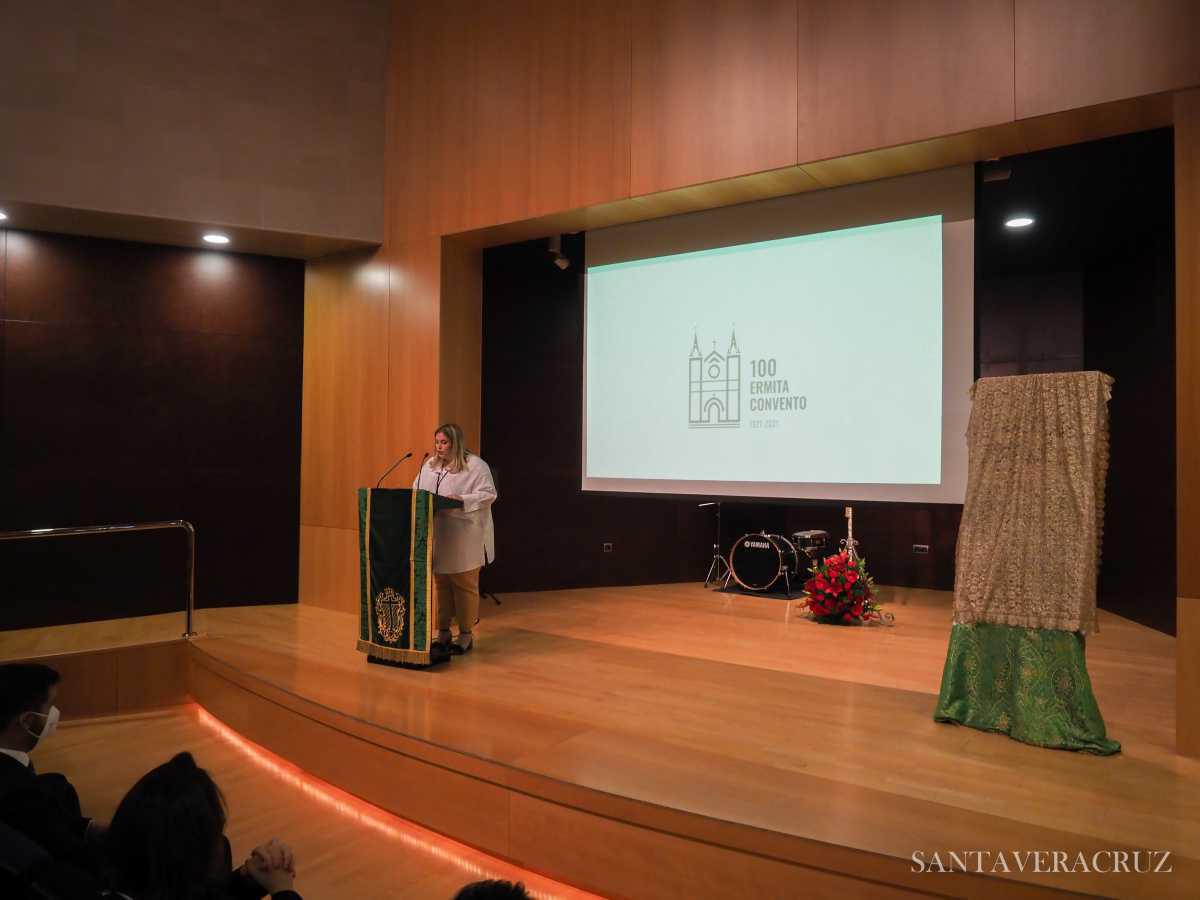 Presentación del cartel conmemorativo del Centenario y recital del Coro y la Coral. Presentación del cartel conmemorativo del Centenario y recital del Coro y la Coral.