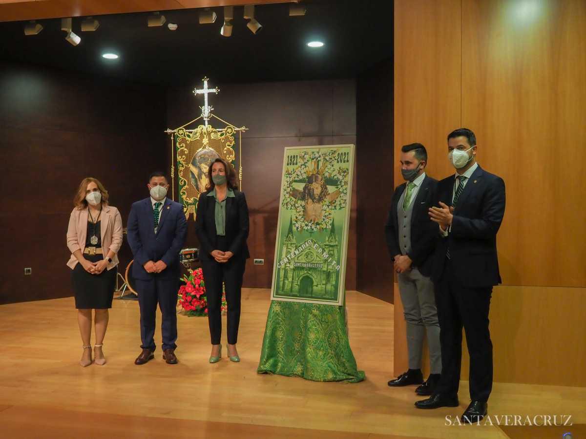 Presentación del cartel conmemorativo del Centenario y recital del Coro y la Coral. Presentación del cartel conmemorativo del Centenario y recital del Coro y la Coral.