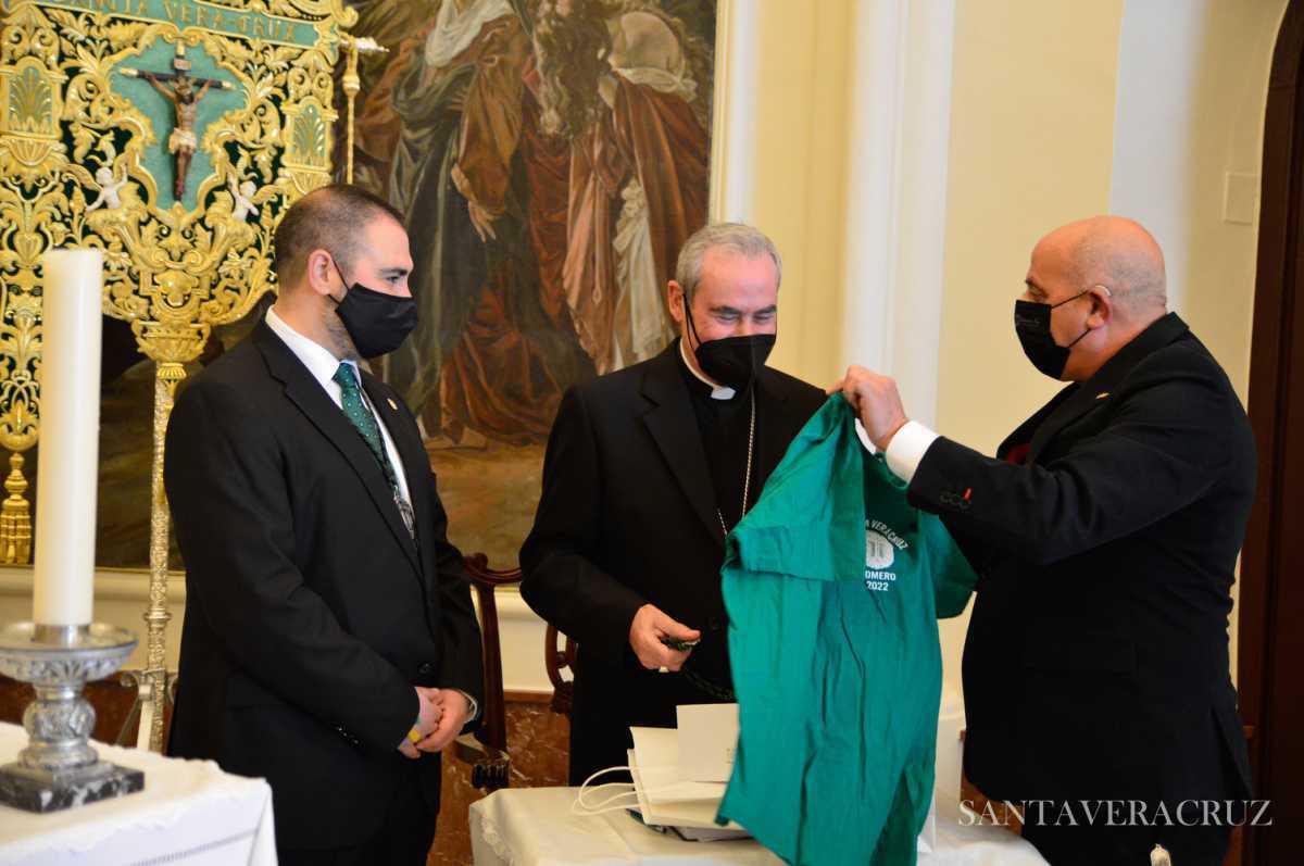 Visita del Obispo Excmo. y Rvdo. Monseñor D. Jesús Catalá, "Imagen y poesía, 100 años de historia" y Cabildo Extraordinario del Día de la Cruz Visita del Obispo Excmo. y Rvdo. Monseñor D. Jesús Catalá, "Imagen y poesía, 100 años de historia" y Cabildo Extraordinario del Día de la Cruz
