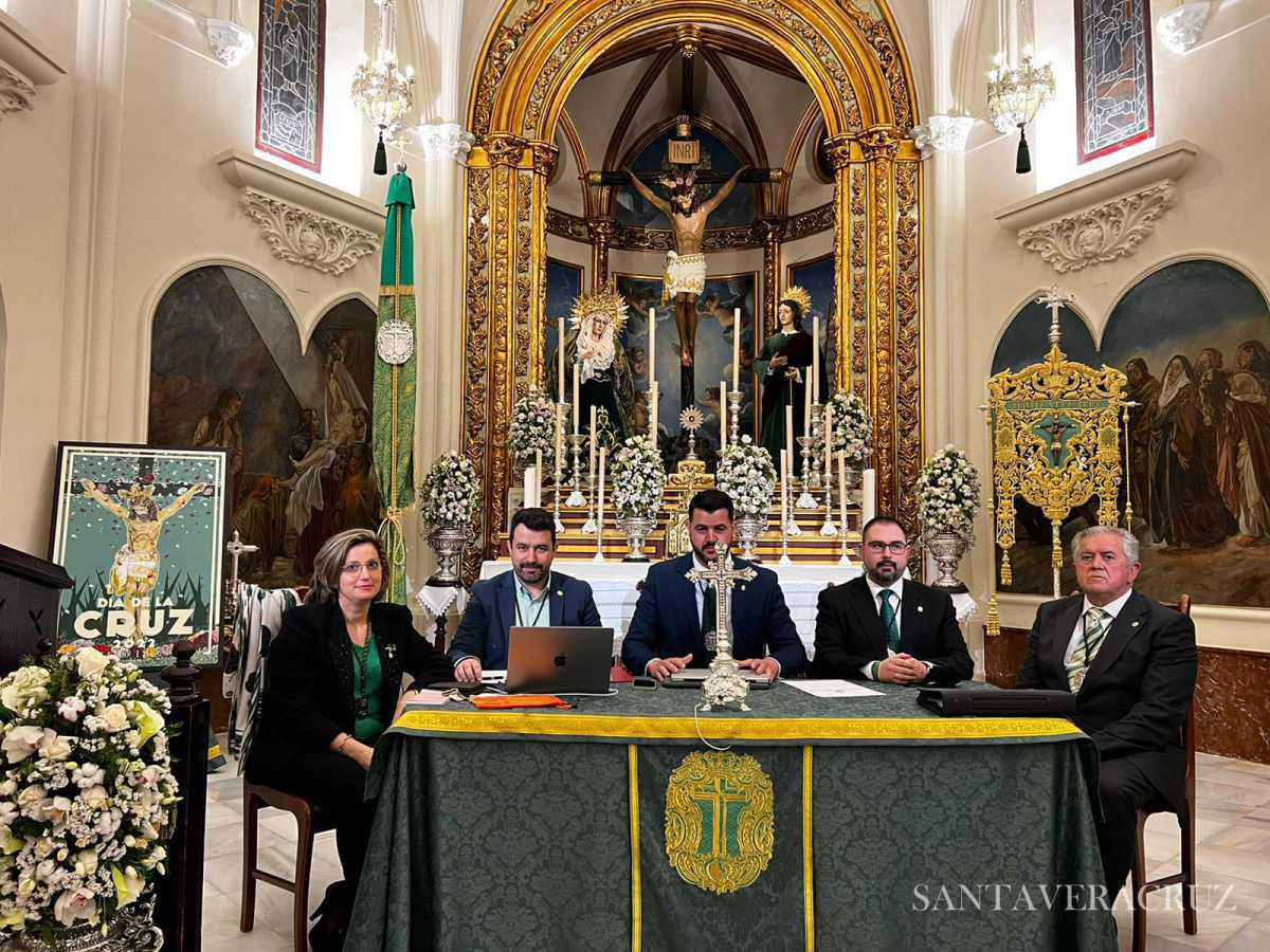 Visita del Obispo Excmo. y Rvdo. Monseñor D. Jesús Catalá, "Imagen y poesía, 100 años de historia" y Cabildo Extraordinario del Día de la Cruz Visita del Obispo Excmo. y Rvdo. Monseñor D. Jesús Catalá, "Imagen y poesía, 100 años de historia" y Cabildo Extraordinario del Día de la Cruz