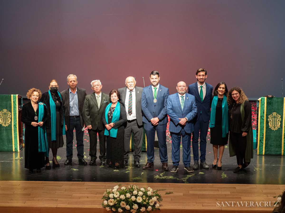 Visita del Obispo Excmo. y Rvdo. Monseñor D. Jesús Catalá, "Imagen y poesía, 100 años de historia" y Cabildo Extraordinario del Día de la Cruz Visita del Obispo Excmo. y Rvdo. Monseñor D. Jesús Catalá, "Imagen y poesía, 100 años de historia" y Cabildo Extraordinario del Día de la Cruz