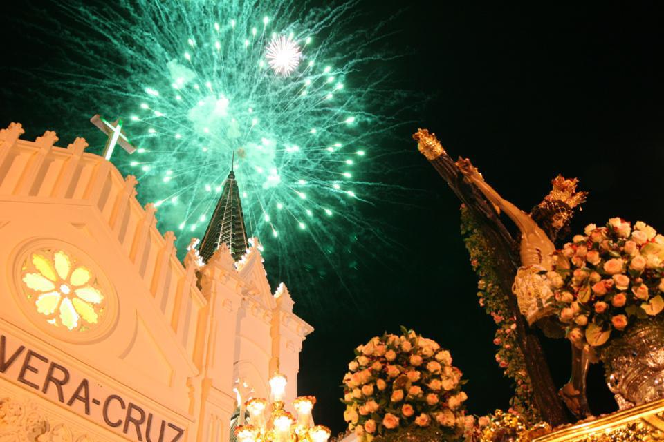 Introducción al Día de la Cruz Introducción al Día de la Cruz