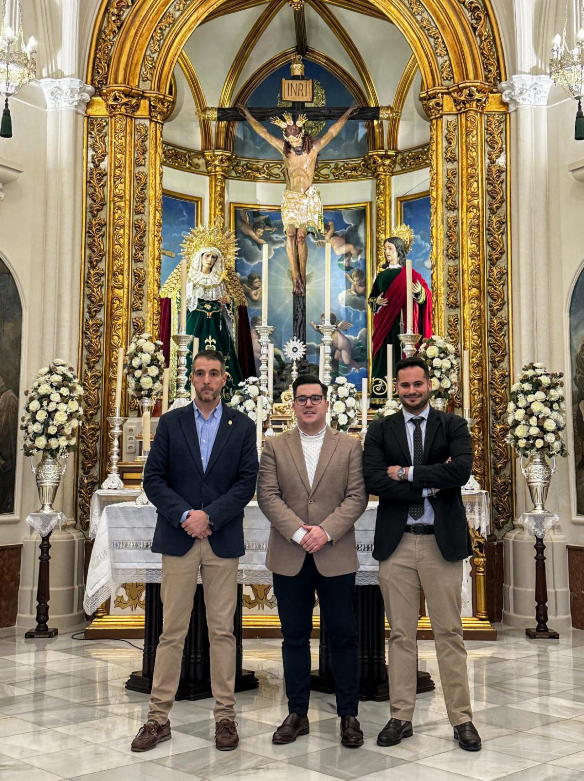 Éxito rotundo de la II Mesa Redonda "Sintiéndote sobre mi hombro" Éxito rotundo de la II Mesa Redonda "Sintiéndote sobre mi hombro"