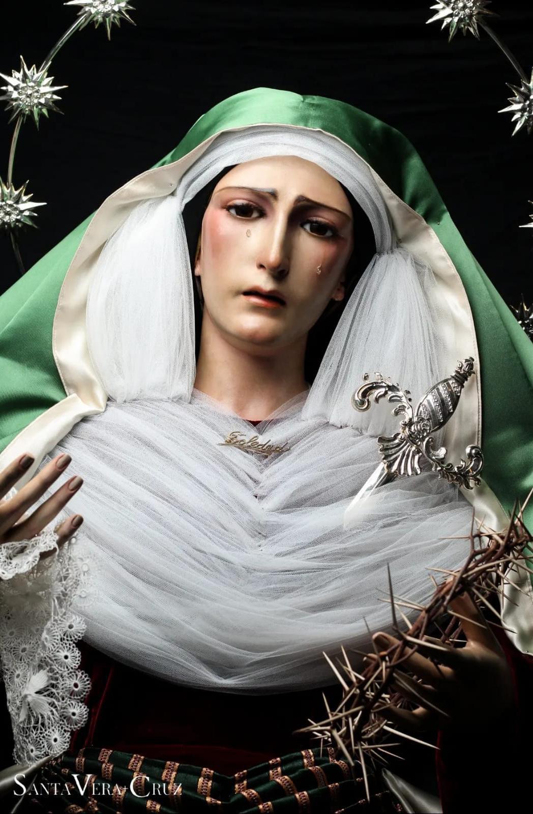 El Stmo. Cristo de la Vera+Cruz y María Stma. de la Soledad ya se encuentran ataviados para el tiempo de Cuaresma.