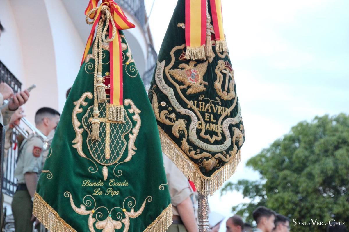 La familia de hermanos de arriba sigue creciendo. 30 de abril. La familia de hermanos de arriba sigue creciendo. 30 de abril.