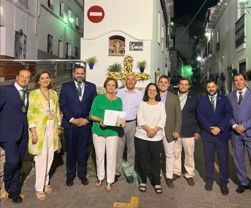 Acción de Gracias y Cruces de Mayo. Acción de Gracias y Cruces de Mayo.