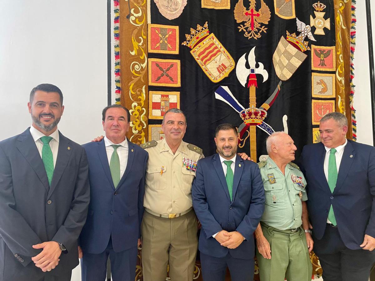 CIV aniversario fundacional de La Legión.  CIV aniversario fundacional de La Legión.
