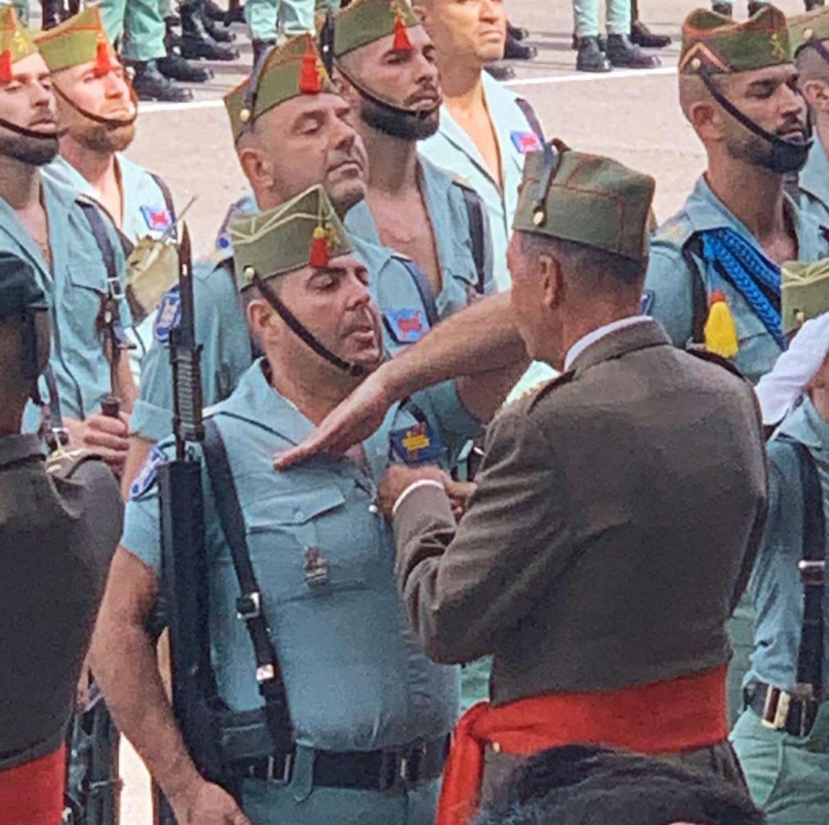 CIV aniversario fundacional de La Legión.  CIV aniversario fundacional de La Legión.