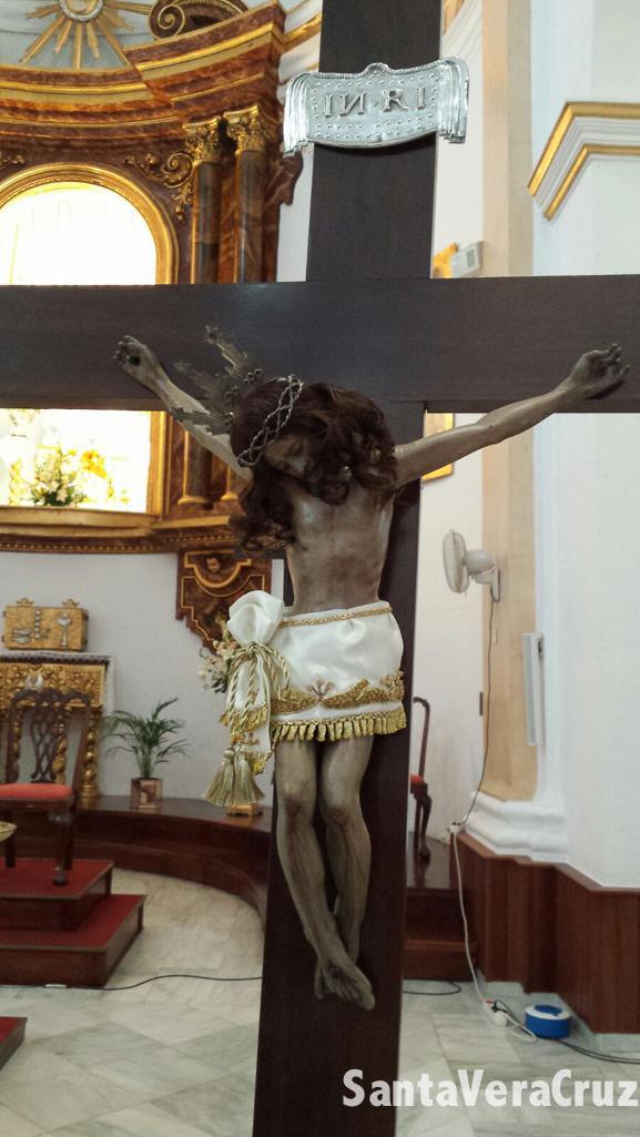 La Cofradía acompaña al Cristo de las Agonías La Cofradía acompaña al Cristo de las Agonías