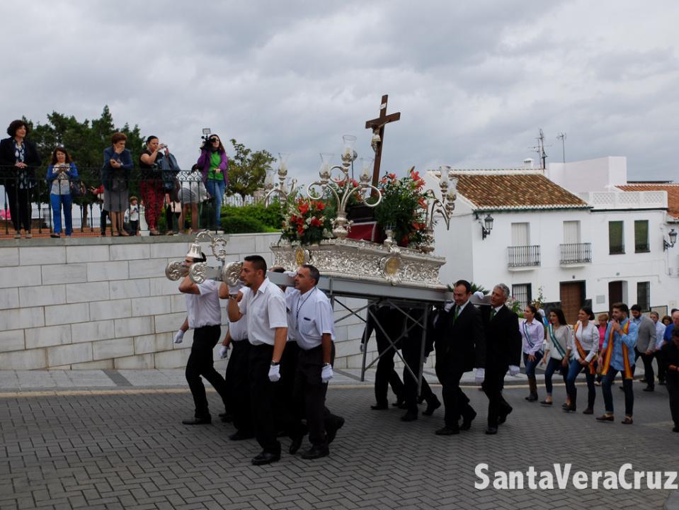 La Cofradía acompaña al Cristo de las Agonías La Cofradía acompaña al Cristo de las Agonías