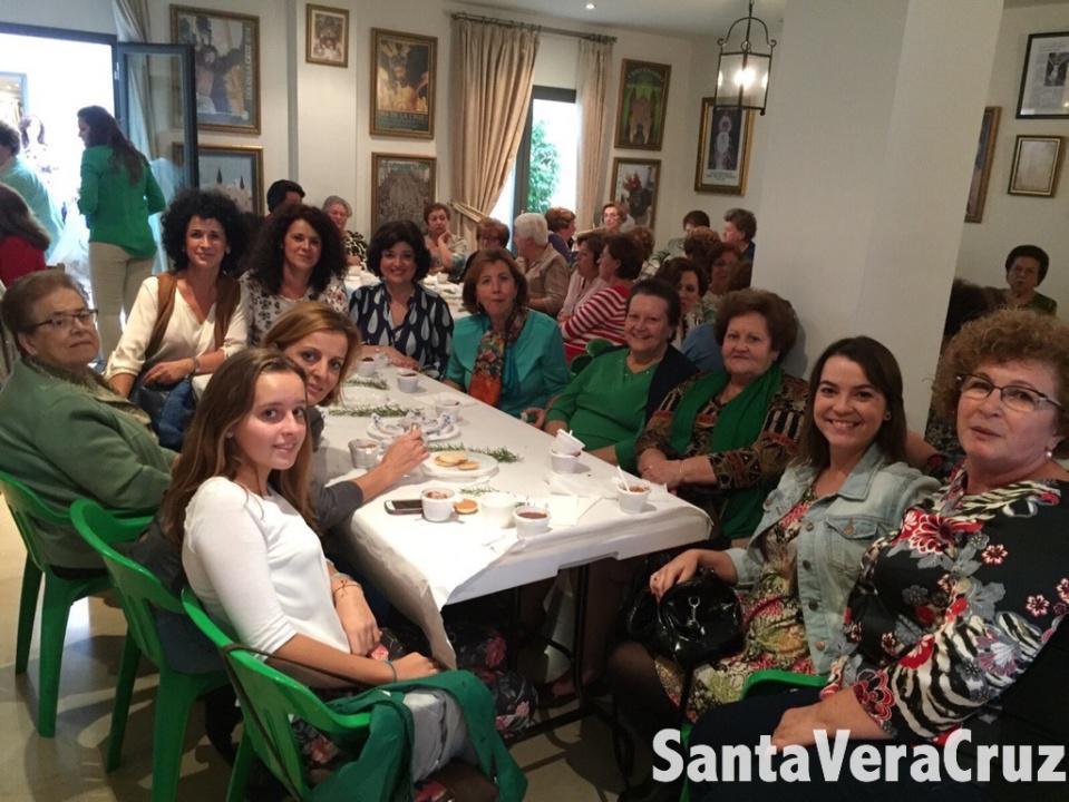 Nuestra Casa Hermandad llena de Vida Nuestra Casa Hermandad llena de Vida