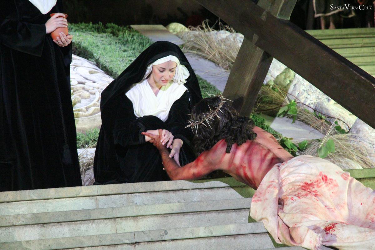 El silencio de la Cruz. Viernes Santo. El silencio de la Cruz. Viernes Santo.