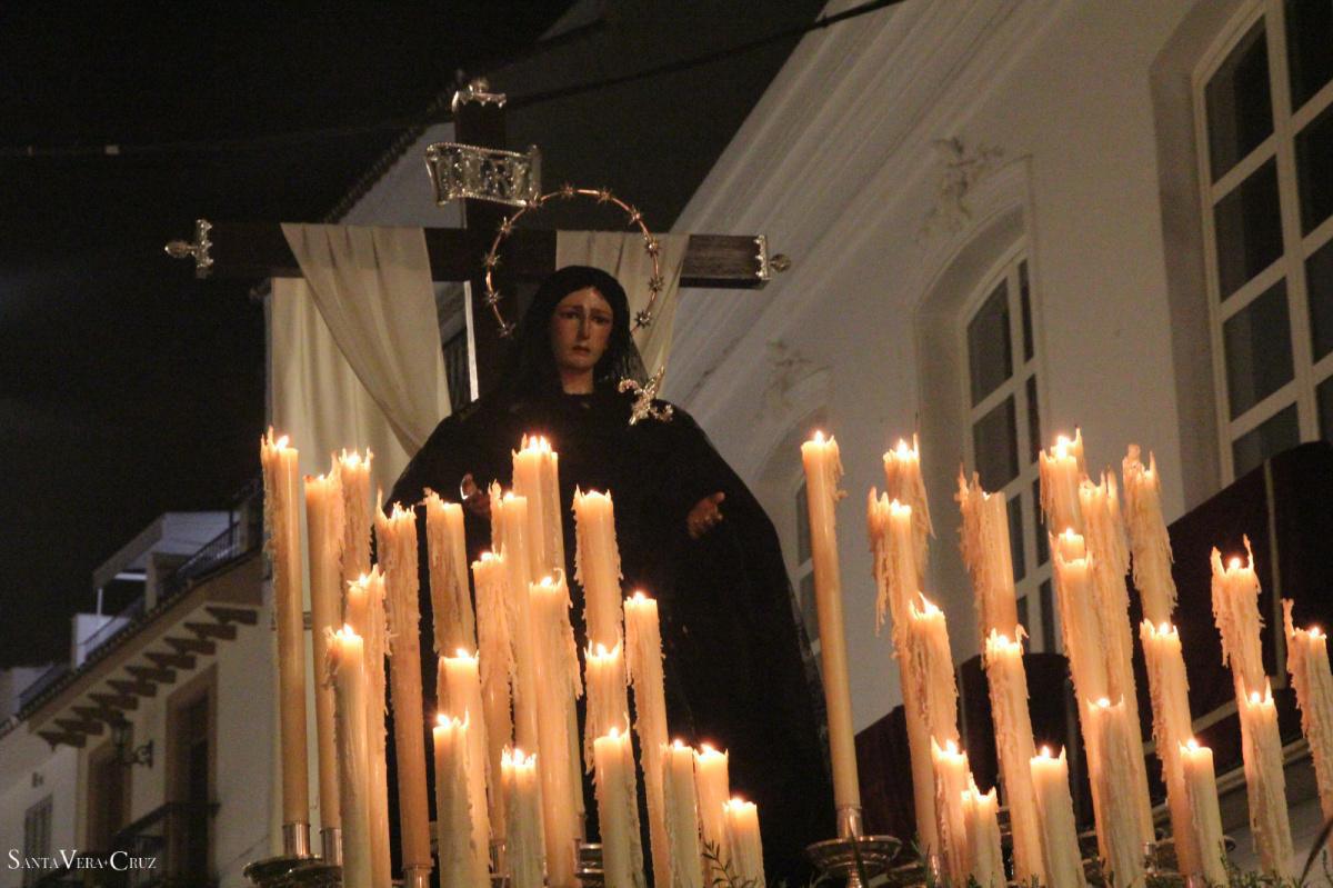 El silencio de la Cruz. Viernes Santo. El silencio de la Cruz. Viernes Santo.