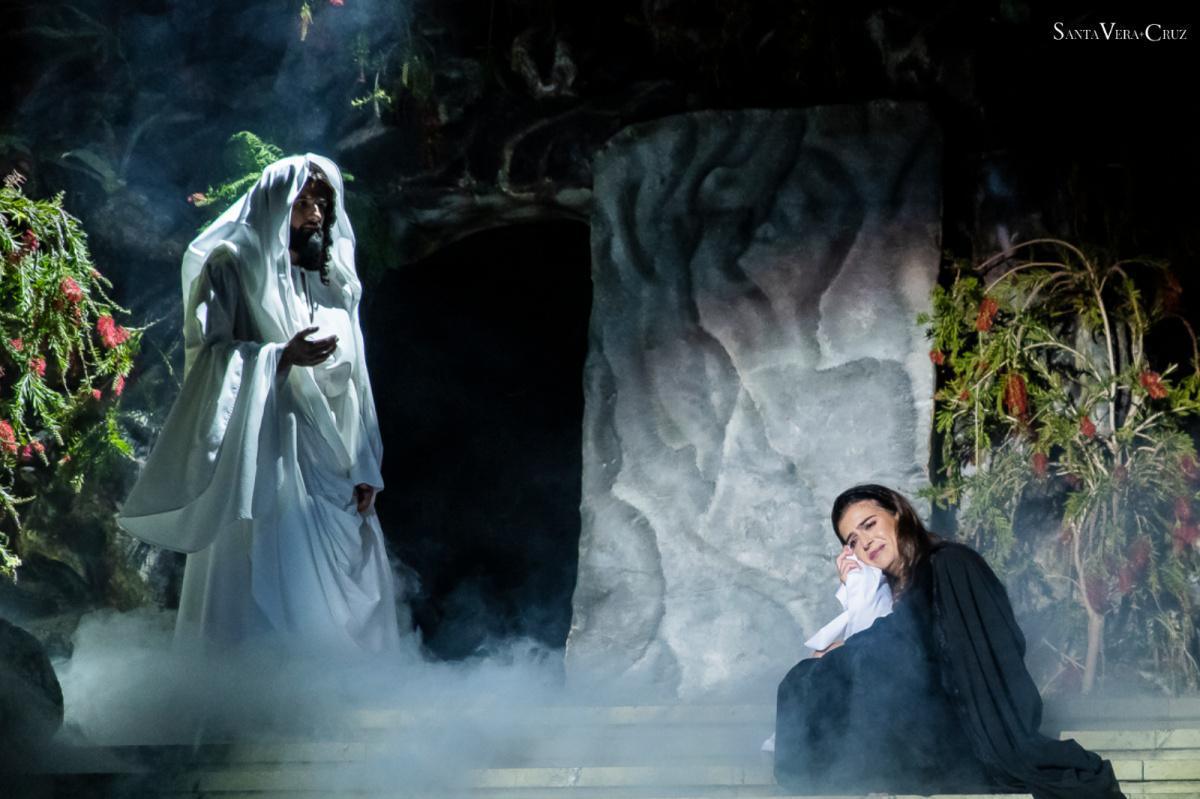 El Fénix de Nazaret: La caída de las tinieblas. Resurrección. El Fénix de Nazaret: La caída de las tinieblas. Resurrección.