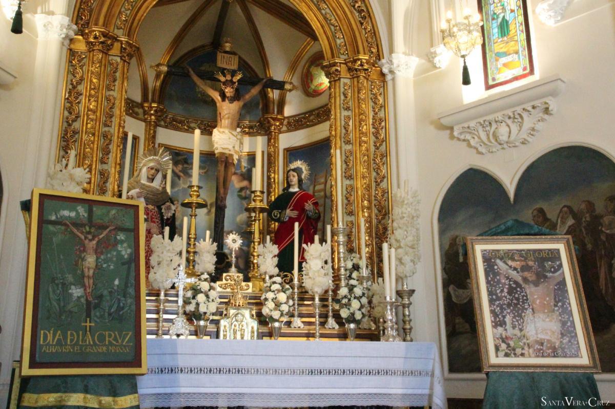 Presentación del cartel del Día de la Cruz 2025 y de la publicación cofrade ‘‘Cruz y Gloria’’