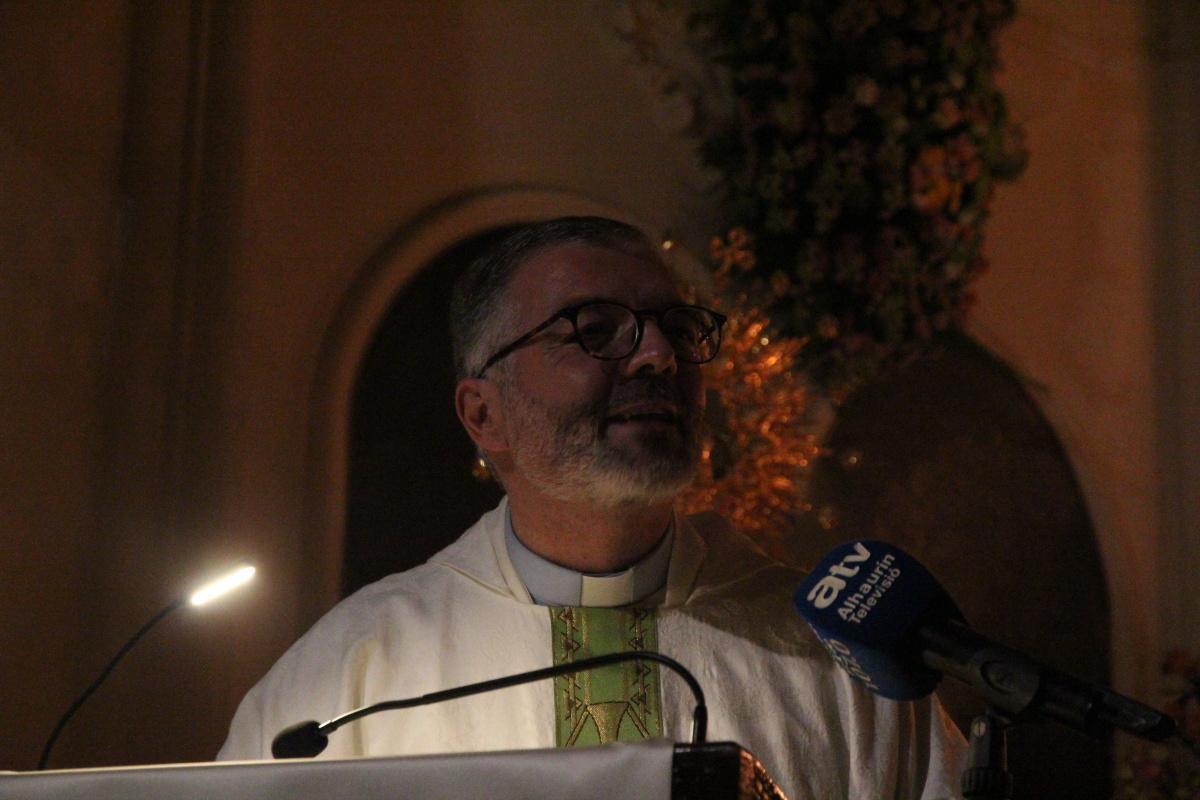 La Cruz florecida convertida en esperanza. 27, 28 y 29 de abril. La Cruz florecida convertida en esperanza. 27, 28 y 29 de abril.