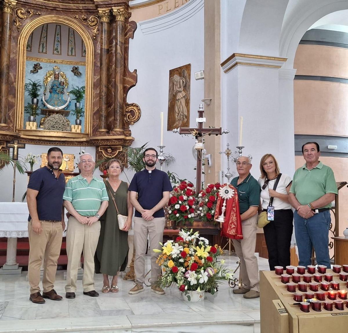 Hermandad viva: oración, camino y convivencia. Hermandad viva: oración, camino y convivencia.