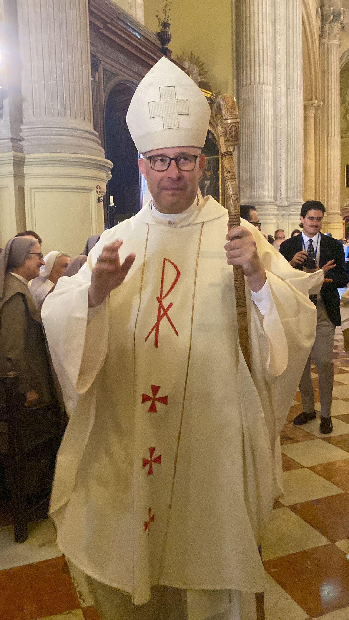 Hermandad viva: oración, camino y convivencia. Hermandad viva: oración, camino y convivencia.