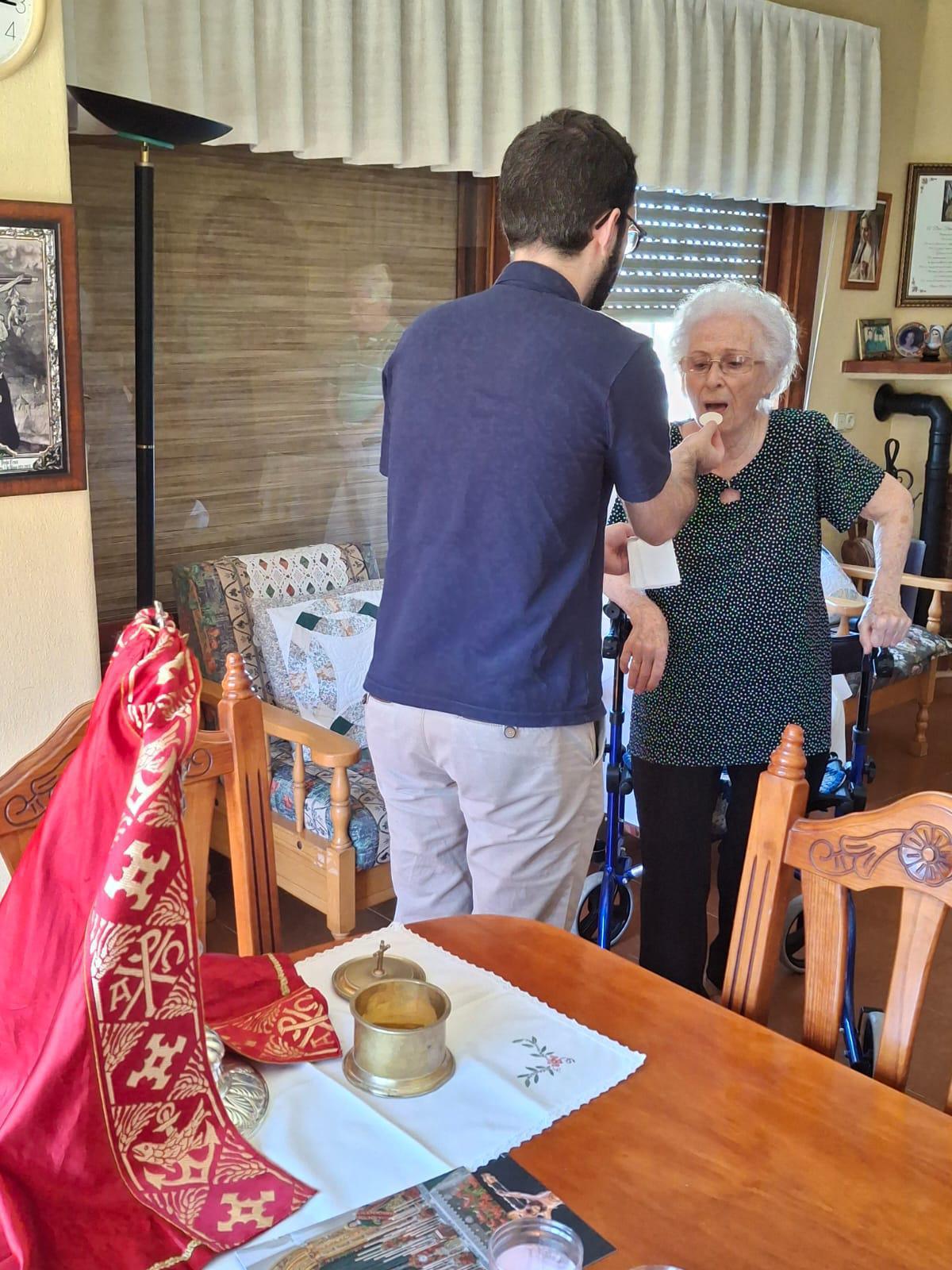 Hermandad viva: oración, camino y convivencia.