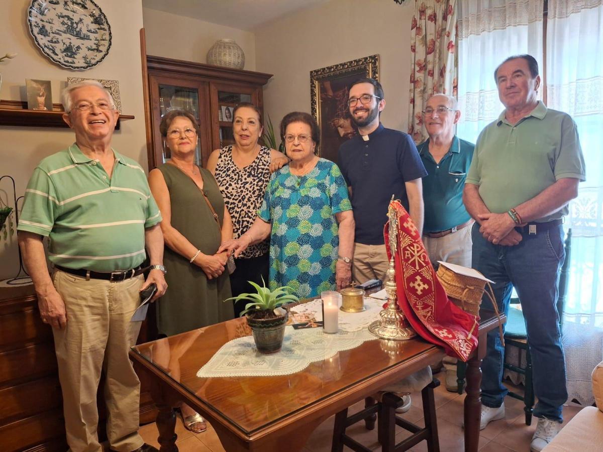 Hermandad viva: oración, camino y convivencia.