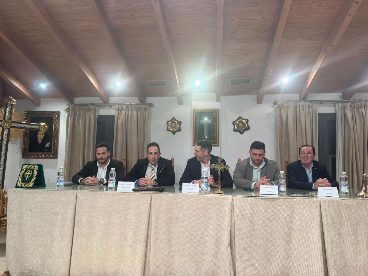 III Mesa Redonda "Sintiéndote sobre mi hombro".