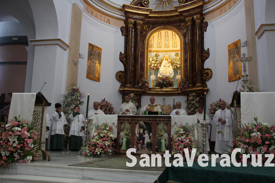 Solemne Función Religiosa del Día de la Cruz Solemne Función Religiosa del Día de la Cruz