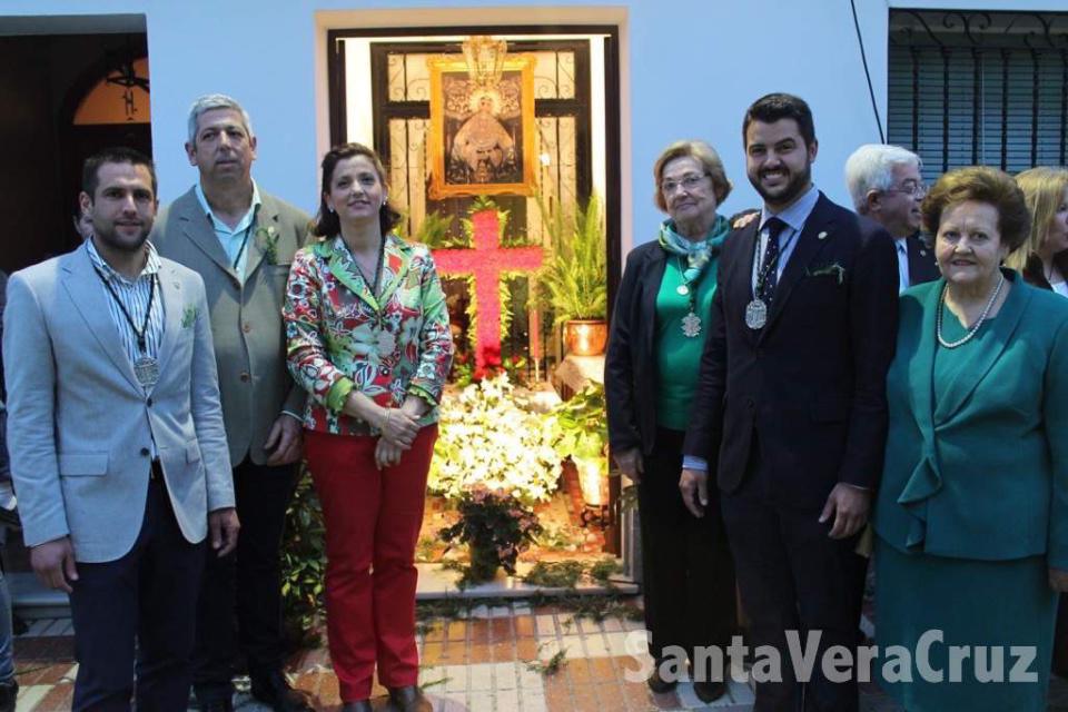 Fiesta de las Cruces de Mayo Fiesta de las Cruces de Mayo