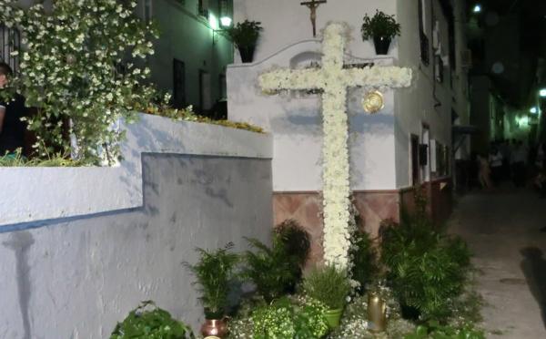 Cruces de Mayo y Acción de Gracias