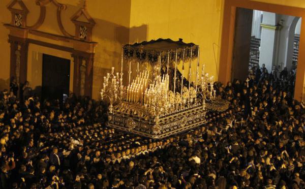 La Pepa y la Hermandad de la Estrella firman acuerdo para el Martes Santo