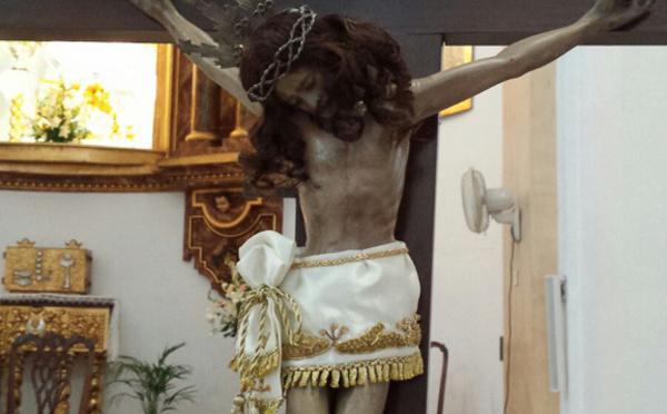 La Cofradía acompaña al Cristo de las Agonías