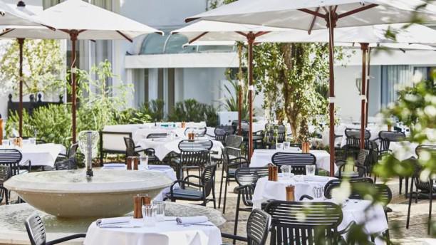Hôtel de Luxe 5 étoiles | Hôtel Martinez à Cannes by Hyatt, Le Jardin du Martinez