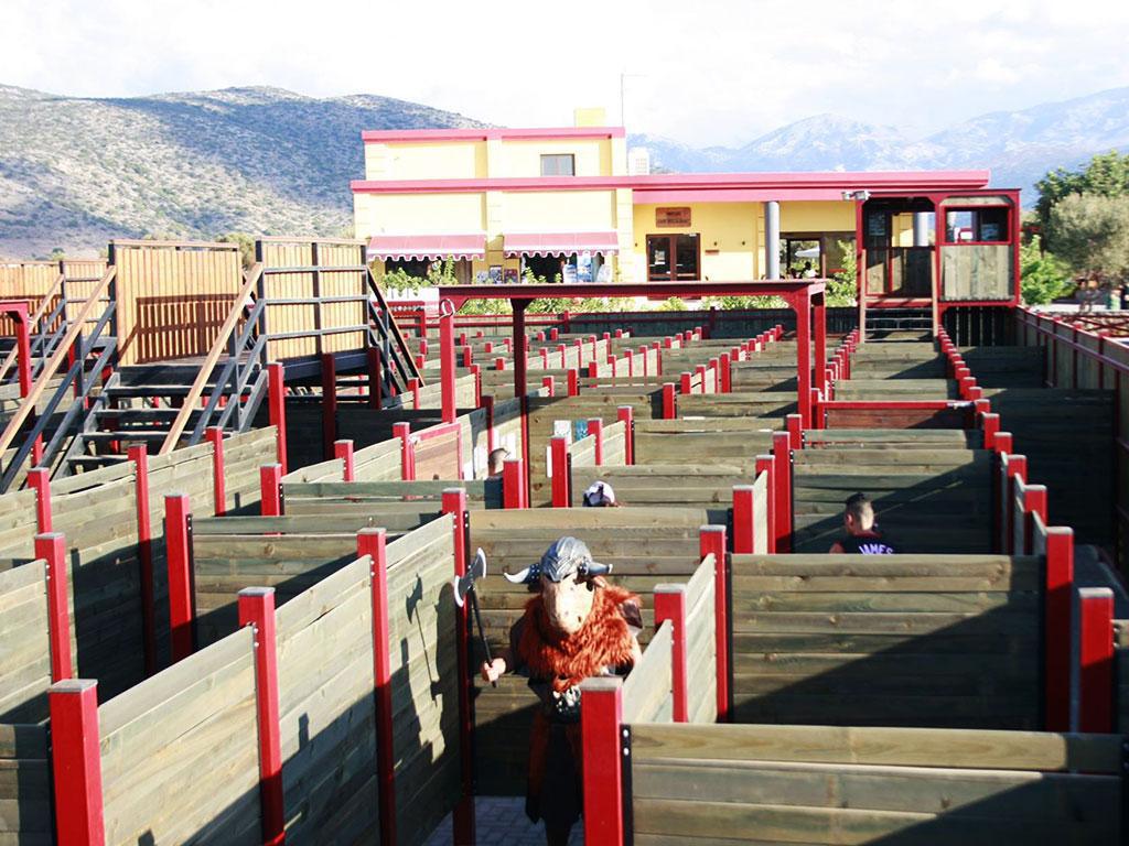 Labyrinth Theme Park Labyrinth Theme Park