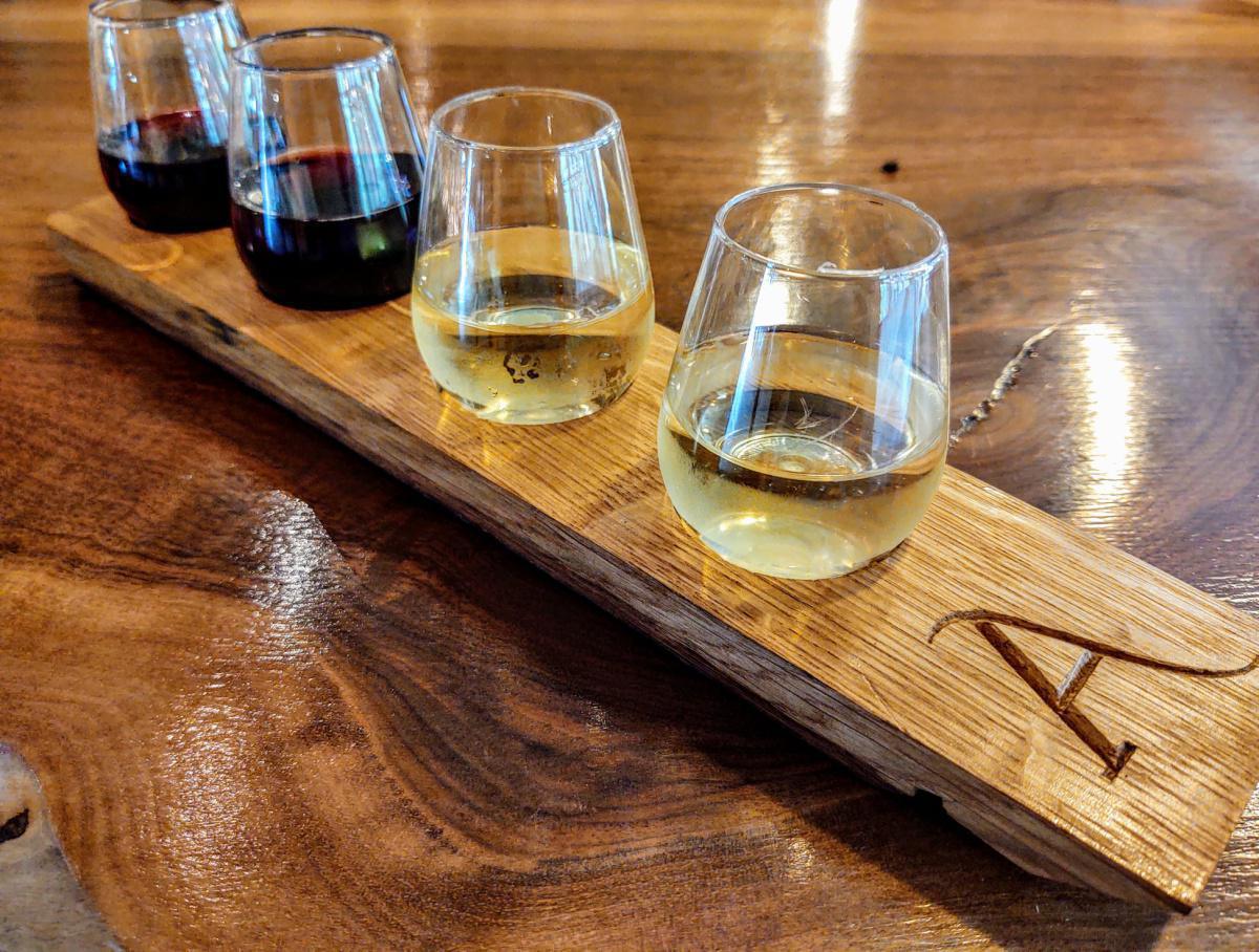 Alba Vineyard & Winery Alba Vineyard & Winery