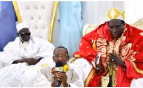 VIDEO - Le Grand Serigne de Dakar Pape Ibrahima Diagne reçu par le khalife Général des Mourides 
