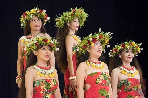 The Tamariki Poerani dance group