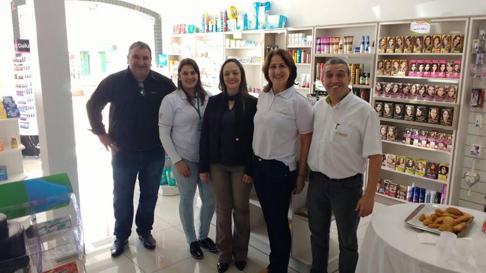 Reinauguração da Nova Farmácia Santo Remédio em Paim Filho. Reinauguração da Nova Farmácia Santo Remédio em Paim Filho.