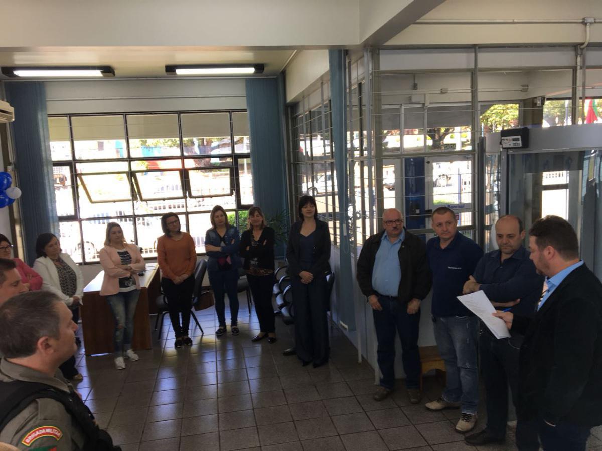 Agência do Banrisul de Paim Filho comemora os 90 anos de atuação do banco no Rio Grande do Sul Agência do Banrisul de Paim Filho comemora os 90 anos de atuação do banco no Rio Grande do Sul