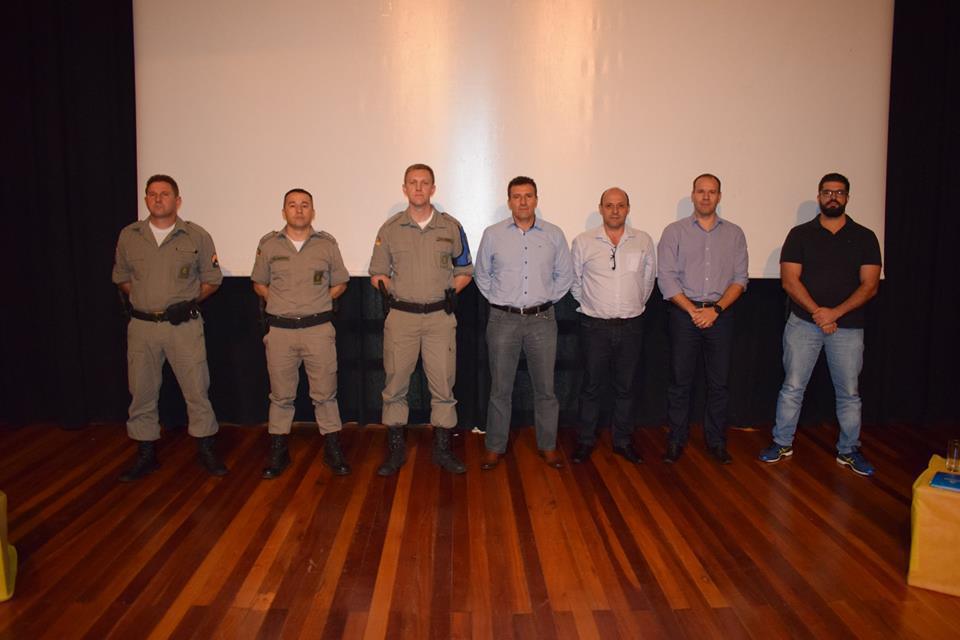 AUDIÊNCIA DEBATE TEMA DA SEGURANÇA PÚBLICA. AUDIÊNCIA DEBATE TEMA DA SEGURANÇA PÚBLICA.