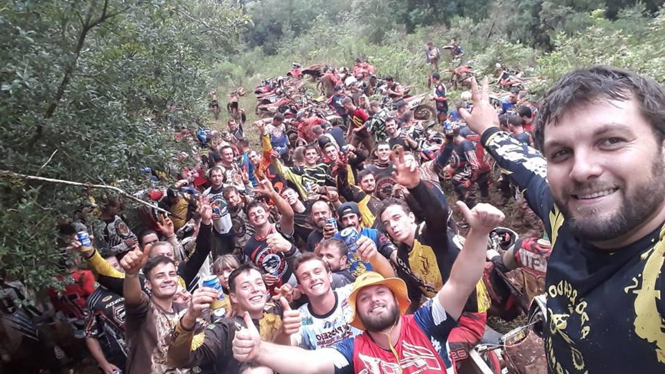 Grupo de Trilheiros Aporreados da Lama realizam 9° Trilha da Fé. Grupo de Trilheiros Aporreados da Lama realizam 9° Trilha da Fé.