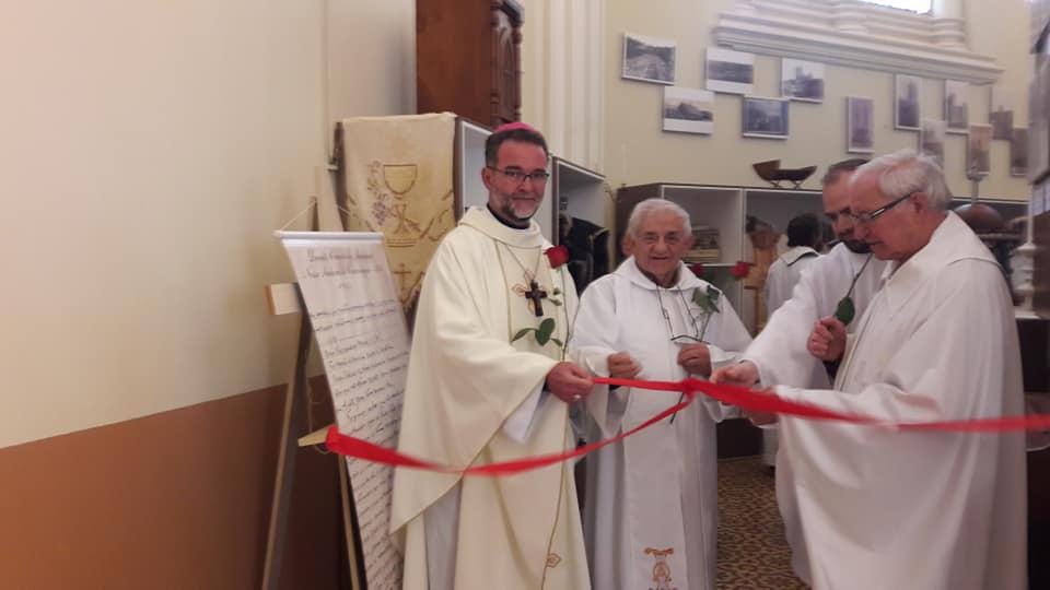 Santuário Nossa Senhora de Caravaggio comemora o dia do Padre e inaugura Memorial com celebração especial. Santuário Nossa Senhora de Caravaggio comemora o dia do Padre e inaugura Memorial com celebração especial.