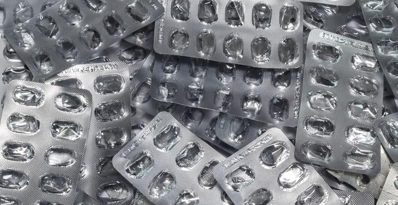 Campanha de arrecadação de lacres e cartelas vaizas no Hospital Santa Terezinha Campanha de arrecadação de lacres e cartelas vaizas no Hospital Santa Terezinha