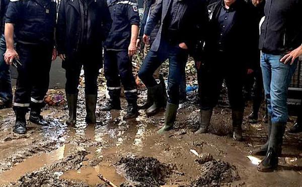 Illustrazione di a spressione "avenne pienu i stifali"