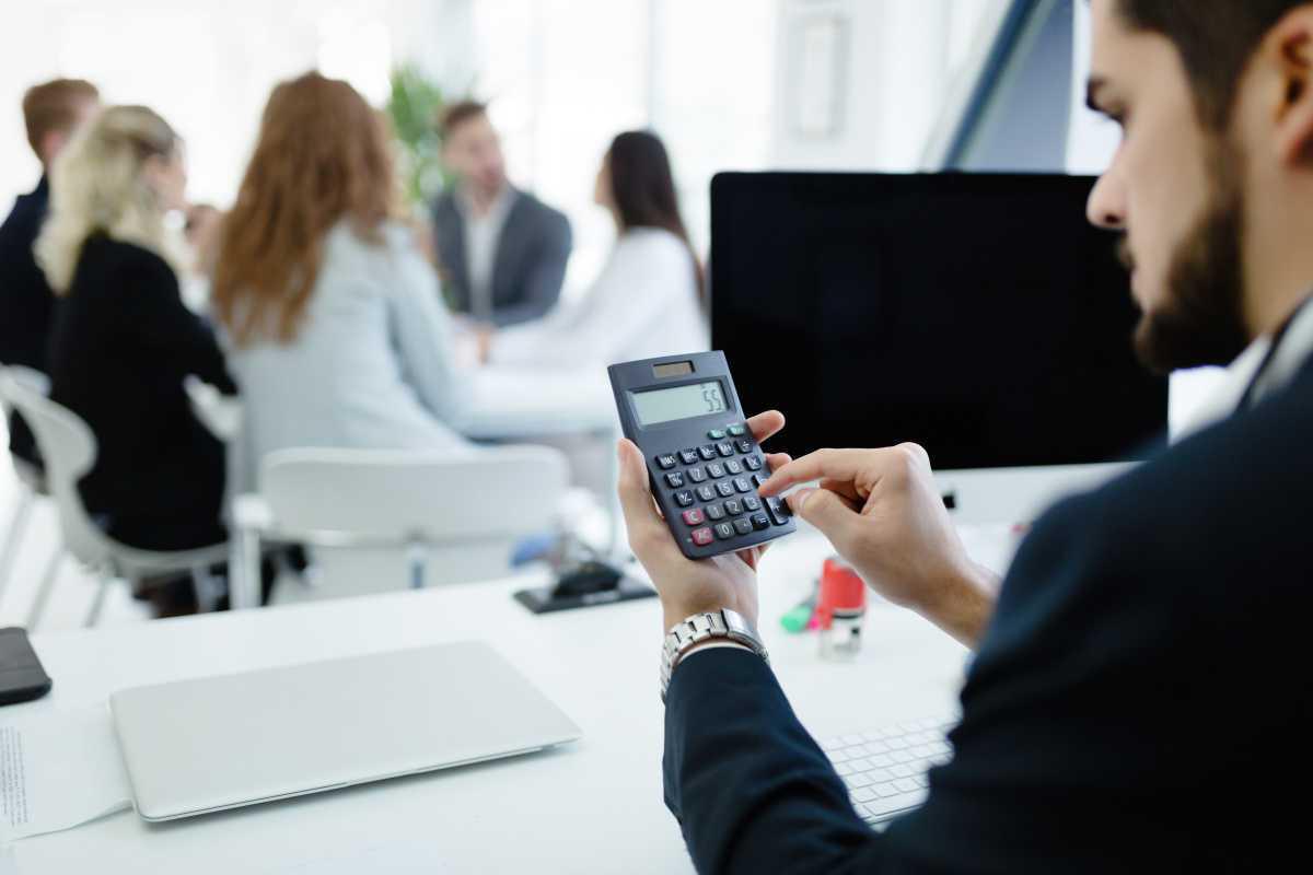 Politique Salariale 20-21, un cas d'espèce Politique Salariale 20-21, un cas d'espèce