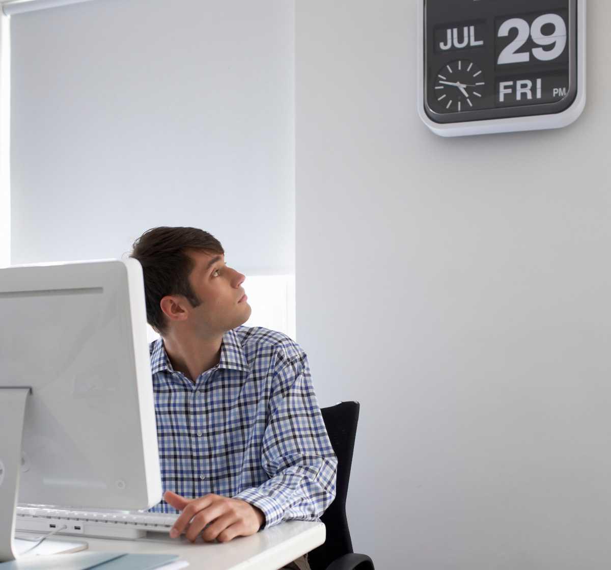 Aménagement du temps de travail des mensuels d’Airbus DS au 1er janv. 2024 Aménagement du temps de travail des mensuels d’Airbus DS au 1er janv. 2024