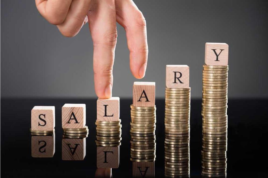 Né (e) en 1998 ou en 2001, vous occupez un poste F11 ou F12 ? Cet article vous concerne...