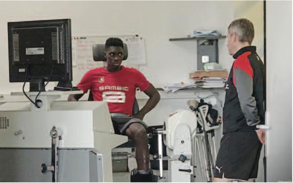 BLESSÉ À LA CHEVILLE DEPUIS LE 24 SEPTEMBRE : Ismaïla Sarr range les béquilles