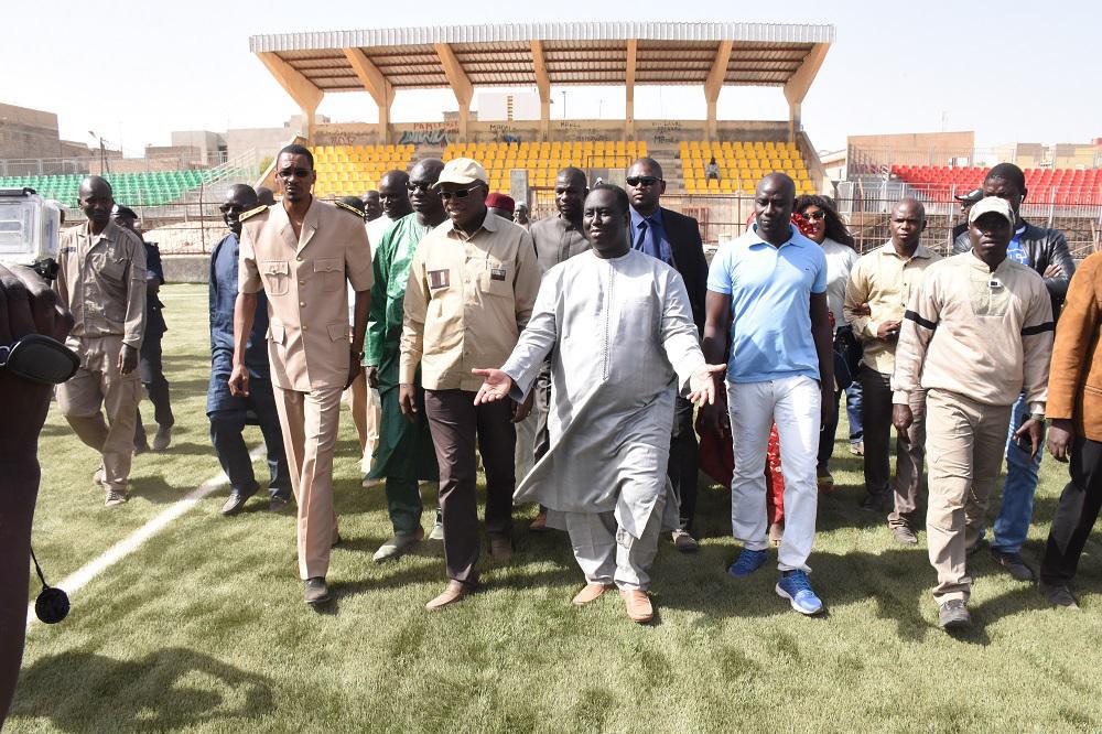 EN VISITE HIER AU STADE NDIAREME DE GUEDIAWAYE: Matar Bâ «satisfait de l’avancement des travaux»