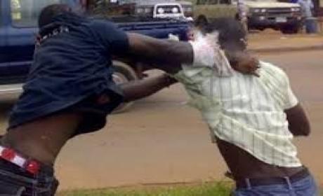VIOLENTE QUERELLE DE FAMILLE A PIKINE KHOUROUNAR: 2 neveux de Feu Lobatt Fall se sont battus le jour de ses funérailles