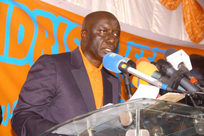 SEMINAIRE DES CADRES DE REWMI: Idrissa Seck dévoile son programme et séduit à travers un discours historique et une mise en scène originale