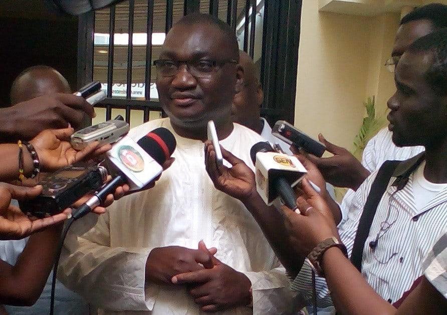 BASKET -POUR UNE HISTOIRE DE LICENCE: Le coach adjoint de Diamono s’en prend à Me Babacar Ndiaye